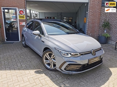 Volkswagen Golf 1.5 eTSI R-LINE DSG