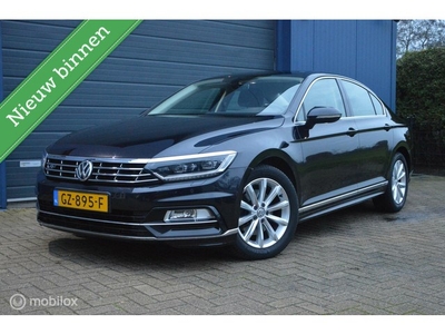 Volkswagen Passat 1.8 TSI Business Edition R