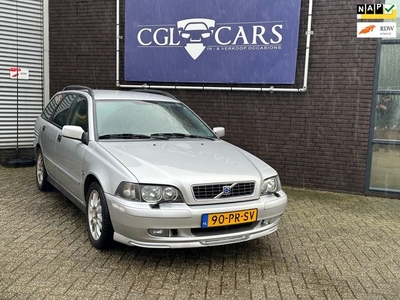 Volvo V40 2.0-Airco-Cruise-Stoelverwarm-Trekhaak-Nap-APk