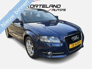 Audi A3 Sportback 1.2 TFSI Attraction l Clima l Cruise l