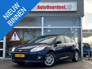 Ford Focus 1.0 EcoBoost Titanium / Xenon / Navi / PDC /