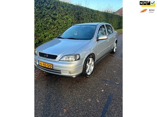 Opel Astra 1.6 Njoy deze Opel verkeert in NIEUWSTAAT