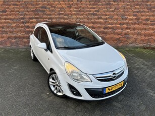 Opel Corsa 1.2 Color Edition /Nav/Bluetooth/LM (bj 2011)