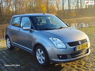 Suzuki Swift 1.3 Exclusive Automaat airco keeles