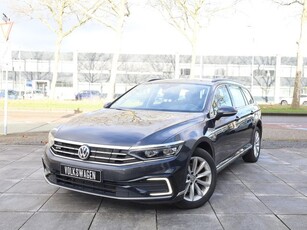 Volkswagen Passat Variant GTE Virtual Cockpit Camera IQ