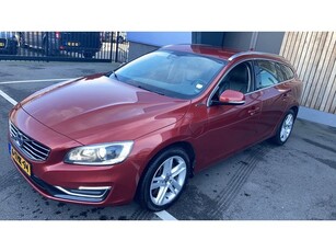 Volvo V60 2.4 D6 AWD Plug-In Hybrid Summum Aut. *VOLLEDER