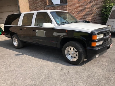 Chevrolet SUBURBAN ZZ4 V8 slechts 860 KM!! Youngtimer LPG trekhaak