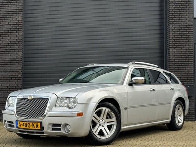 Chrysler 300C Touring 3.0 V6 CRD Business Aut.-5 | 95.942 km.! | Youngtimer | Bijtellingsvriendelijk! |