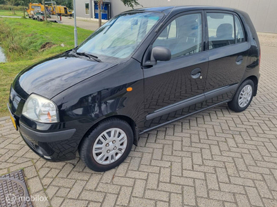 Hyundai Atos 1.1i Active Young