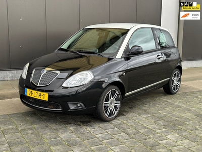 Lancia Ypsilon 1.2 Elle l Airco l Leder l