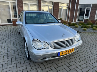 Mercedes-Benz C-klasse 200 K. Elegance