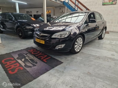 Opel Astra 1.6 /Automaat/Cruise control/Top onderhouden