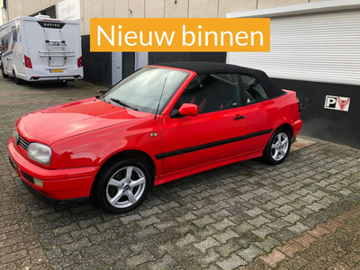 Volkswagen GOLF Cabriolet 1.8