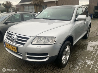 Volkswagen Touareg 4.2 V8 234.DKM AUT ECC !!!!!MOTOR DEFECT