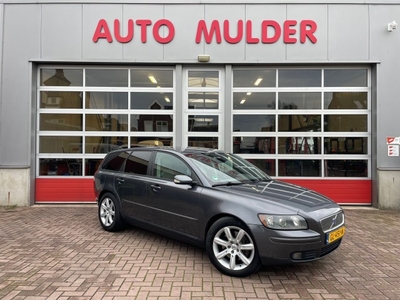 Volvo V 50 T5 KINETIC / AUTOMAAT AFNEEMBARE TREKHAAK RIJKLAAR!