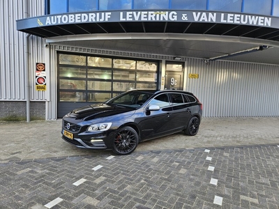 Volvo V60 1.6 T3 R-Design Trekhaak/Navi/Cruise