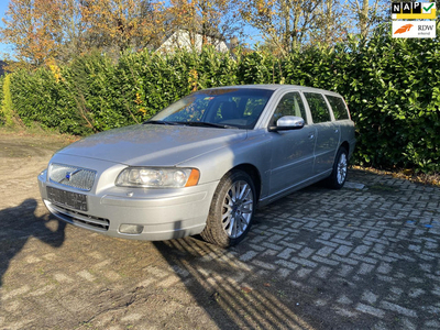 Volvo V70 2.0T Edition II Sport automaat 170.000km! Yougtimer BTW-auto