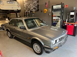 BMW 3-serie 320 i