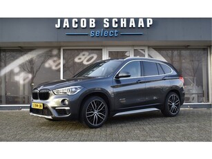 BMW X1 xDrive 25i M Sport Automaat / Panodak / Camera /