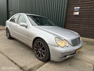 Mercedes-Benz C 200 K. Elegance