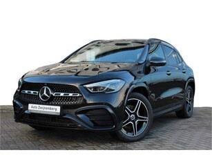 Mercedes-Benz GLA 250 e AMG Line Trekhaak Pano