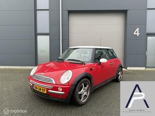 Mini Mini 1.6 Cooper Rood