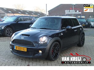 Mini Mini 1.6 Cooper S, JCW, Panorama, Navi 192pk