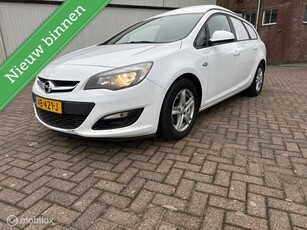 Opel Astra Sports Tourer 1.3 CDTi S/S Business +