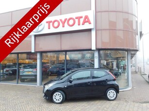 Toyota Aygo 1.0 VVT-i x-play Achteruitrijcamera Apple