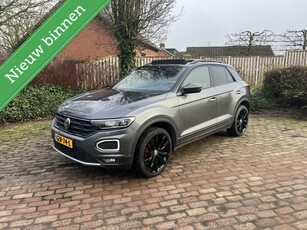 Volkswagen T-Roc 1.5 TSI Sport Business R Pano Navi+BT