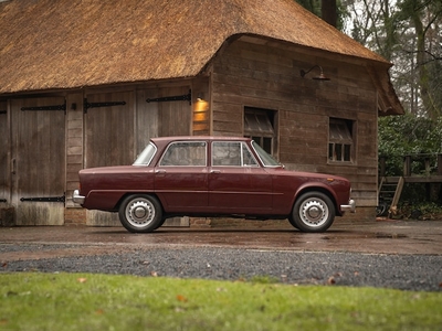 Alfa Romeo Giulia Benzine