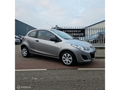 Mazda 2 Benzine