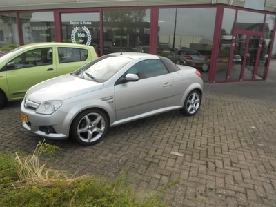 Opel Tigra Benzine