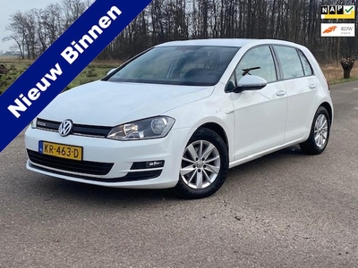 Volkswagen Golf Benzine