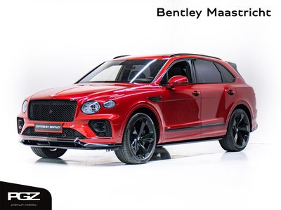 BENTLEY BENTAYGA V8 First Edition | Black Specification | Carbon Ceramic Brakes