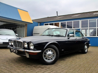 Jaguar XJ 5.3 V12 