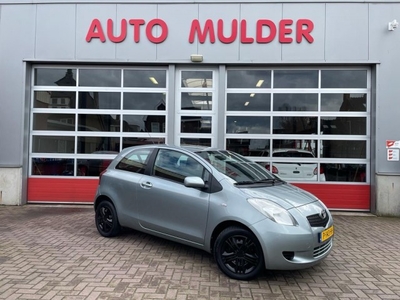 Toyota Yaris 1.3 VVTi Luna / AIRCO APK NIEUW! RIJKLAAR!