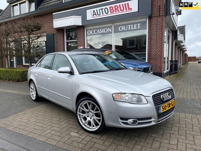 Audi A4 Limousine 1.8 Turbo Pro Line / Navi / 18 inch /