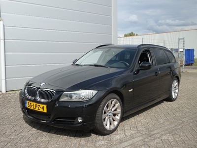 BMW 3-SERIE Touring 318i Business Line M-Sportpakket