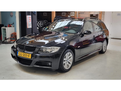 BMW 3-serie Touring 318i M-Sport NAVI, LMV, Sportstoelen, Trekhaak, Bluetooth