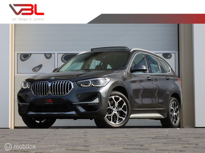 BMW X1 sDrive20i High Executive Edition|Panoramadak |Head-Up