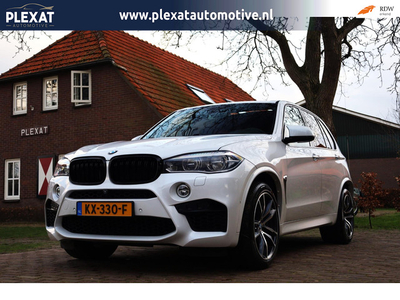 BMW X5 M 575PK DCT. | 1e Eig. | 44.000KM | UNIEK | Dealeronderhouden | Merino/mugello-rot Int. | Panorama | Full Led | NAP |