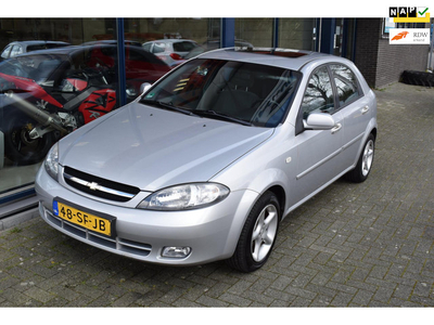 Chevrolet Lacetti 1.6-16V Style met complete historie.