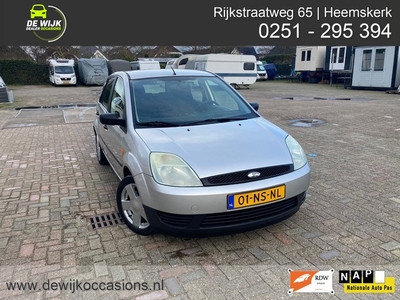 Ford Fiesta 1.3 Centennial met Airco !!! 5 deurs !!! Apk !!!