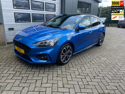 Ford Focus 1.0 EcoBoost ST Line Business