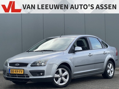 Ford Focus 1.6-16V First Edition | 2de PAASDAG GEOPEND! | Trekhaak | Cruise