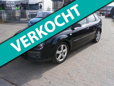 Ford Focus 1.6-16V Futura