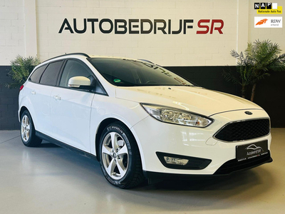 Ford Focus Wagon 1.0 Titanium Cruise Controle! Stuurverwarming! Navigatie! Sportvelgen