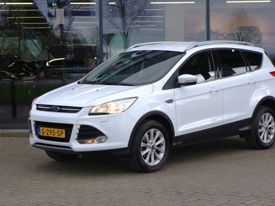 Ford Kuga 1.5 150 PK Trend, Trekhaak, Navigatie, Cimate Control, Stoelverwarming