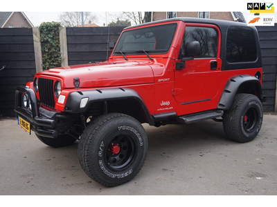 Jeep Wrangler 4.0i Hardtop * Uniek * 6de versnelling *